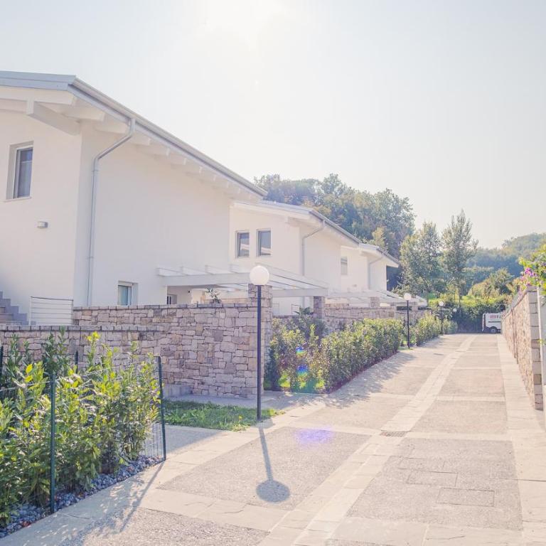 Garda Luxury Suite - Italian Homing - One-Bedroom Apartment - 38