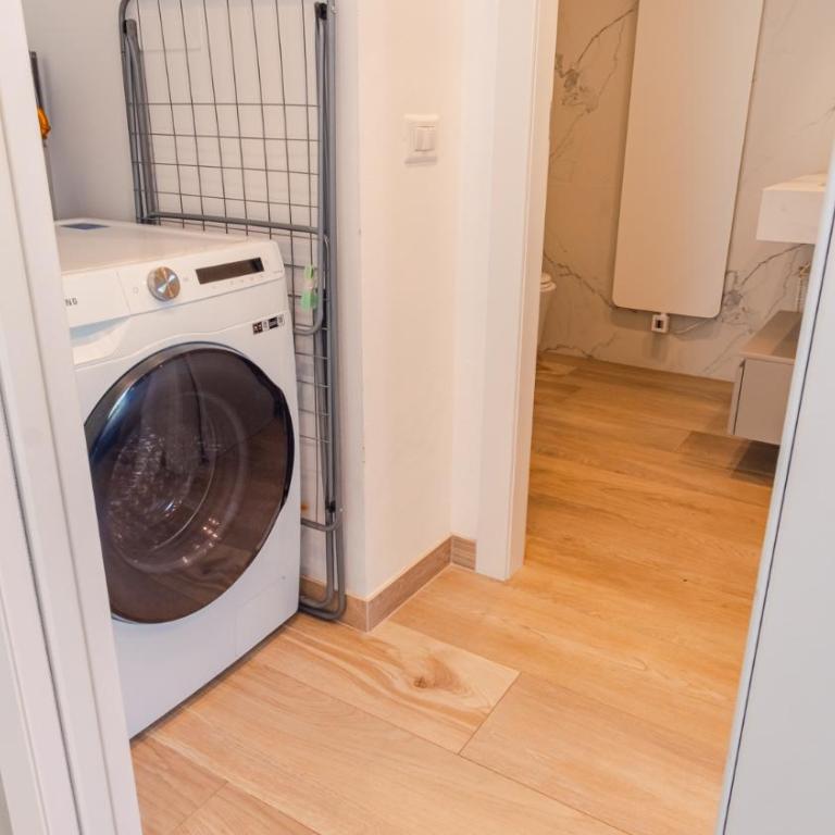 Garda Luxury Suite - Italian Homing - One-Bedroom Apartment - 26