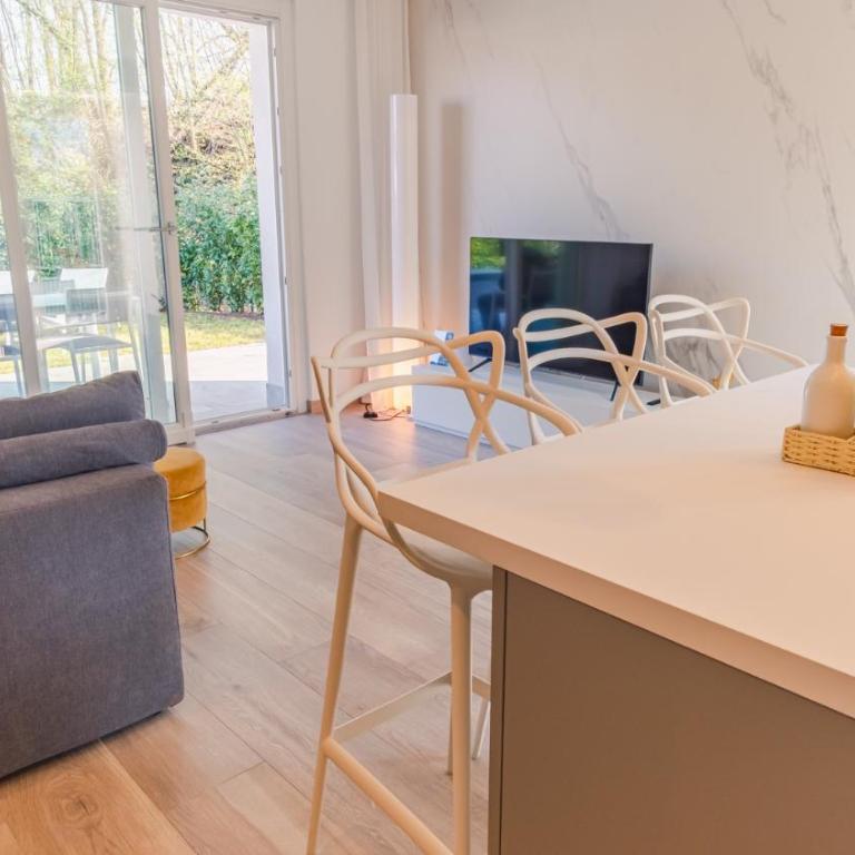 Garda Luxury Suite - Italian Homing - One-Bedroom Apartment - 10