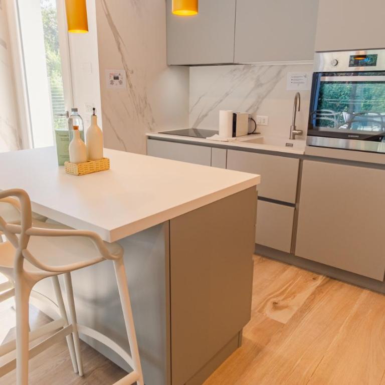 Garda Luxury Suite - Italian Homing - One-Bedroom Apartment - 20