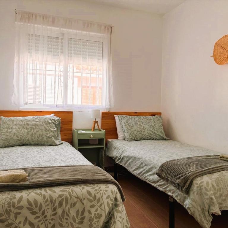 Casa adosada Gran Avenida con billar - Three-Bedroom House - 13
