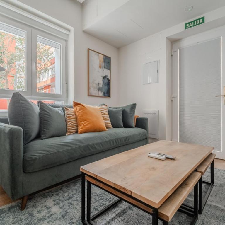 Modern Bright -2Bdrs 2Baths-Nuevos Ministerios - Apartment - 14