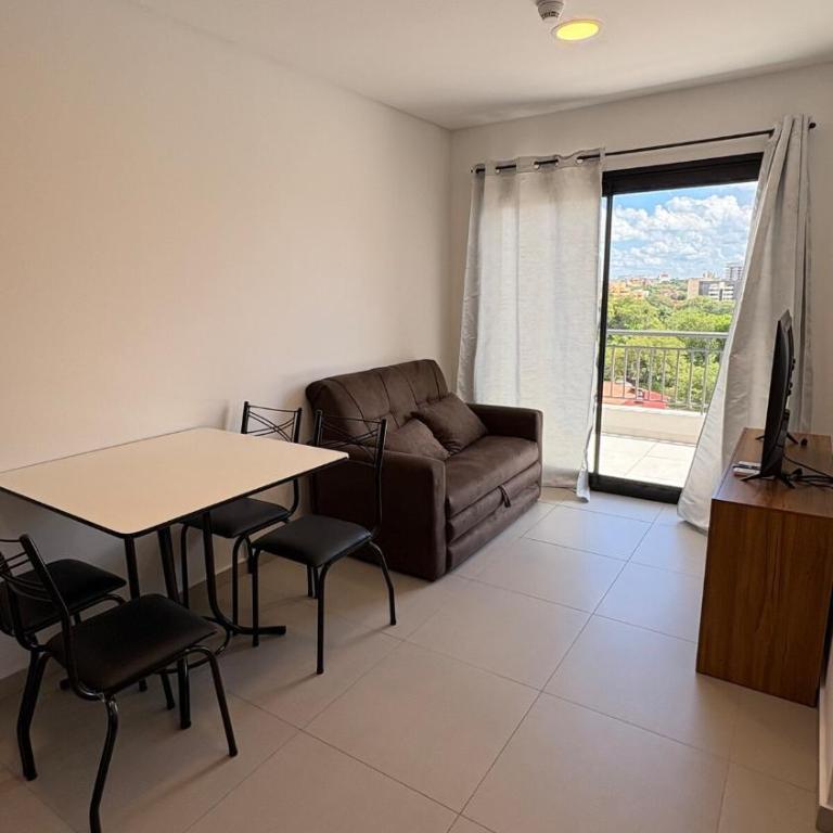 Moderno departamento 1 dormitorio en el corazón de Las Mercedes - Apartamento de 1 dormitorio - 1