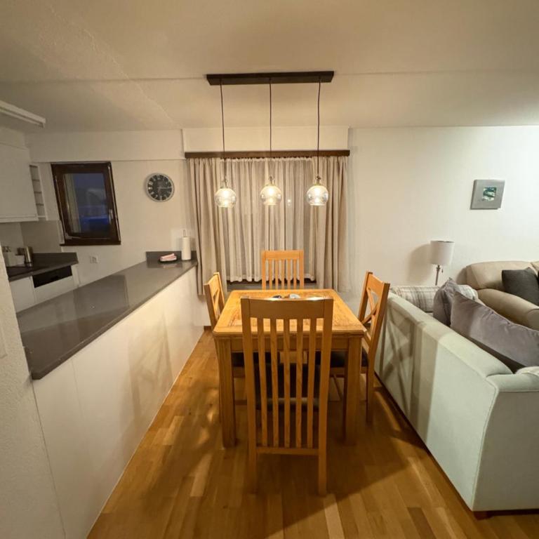 Modern Täsch Apartment with Free Parking - Apartment mit 2 Schlafzimmern - 5