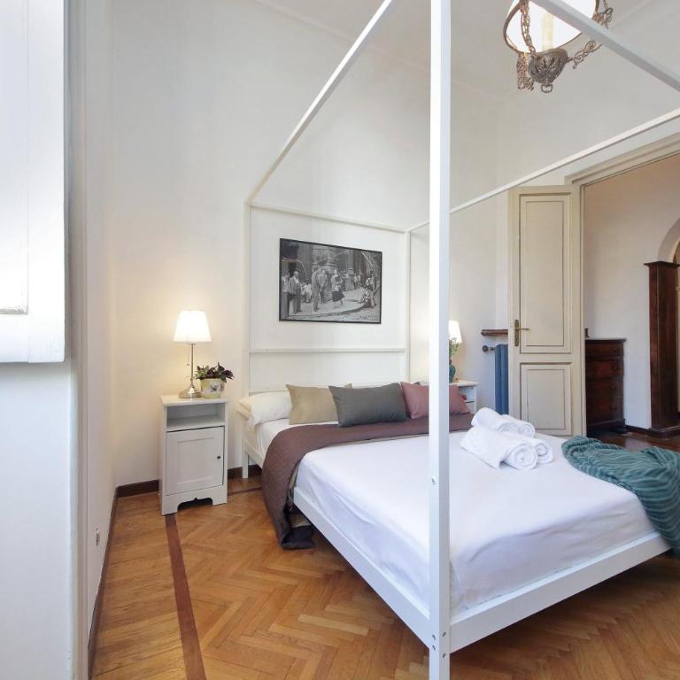 Cavour Giant Apartment - Appartamento con 5 Camere da Letto - 45