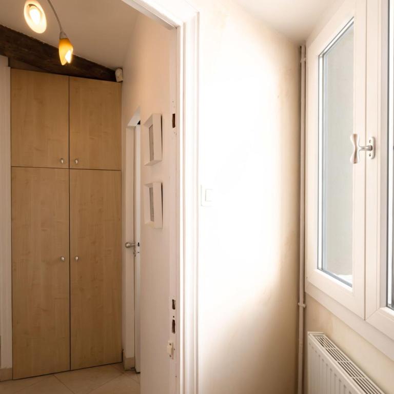 Luxury Top Floor 2BR with Paris Rooftop Views - Appartement - 19