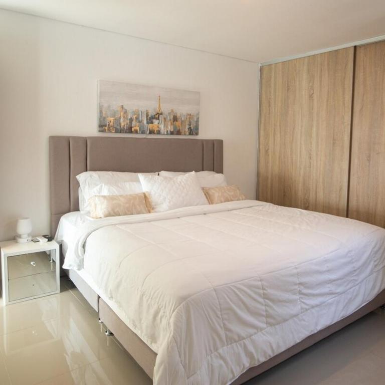Exclusive Duplex Penthouse with Private Jacuzzi - Apartment - 9