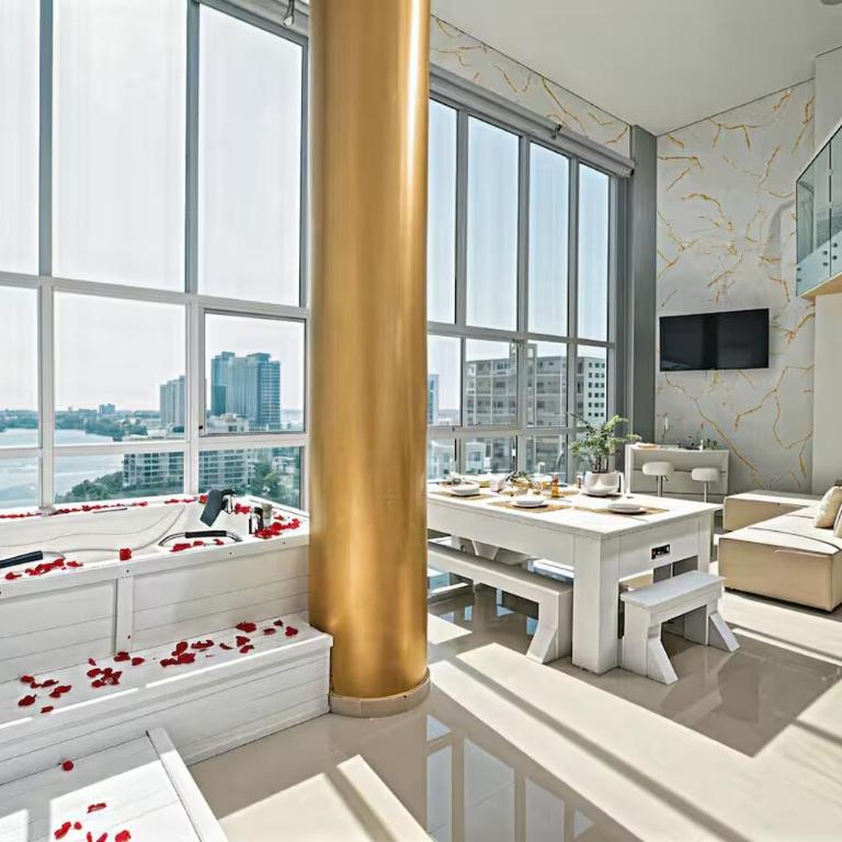 Exclusive Duplex Penthouse with Private Jacuzzi - Apartment - 56