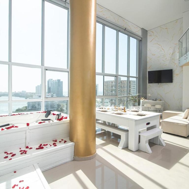 Exclusive Duplex Penthouse with Private Jacuzzi - Apartment - 68