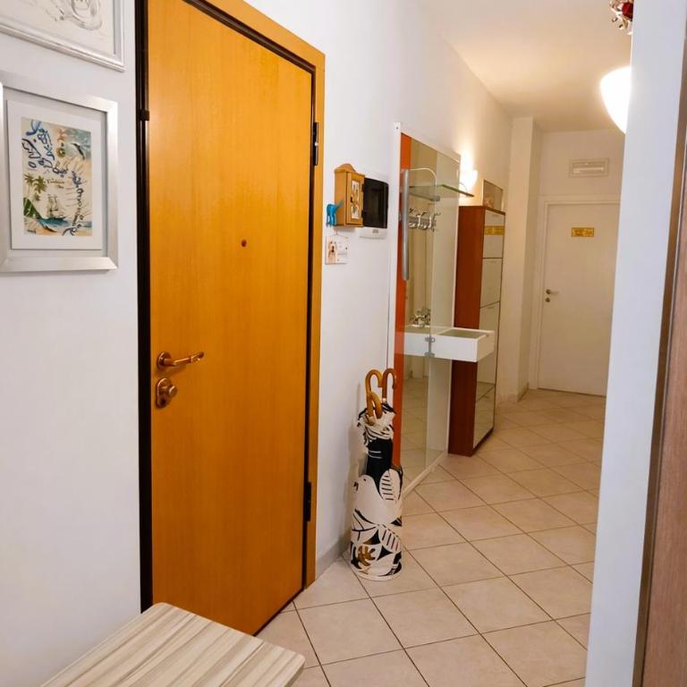 Dimora Giulia Sea View - Three-Bedroom Apartment with Balcony - 13