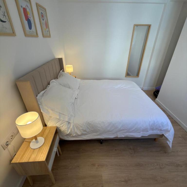 Rooftop Terrace Apartment in Alicante Old Town - Two-Bedroom Apartment - 16