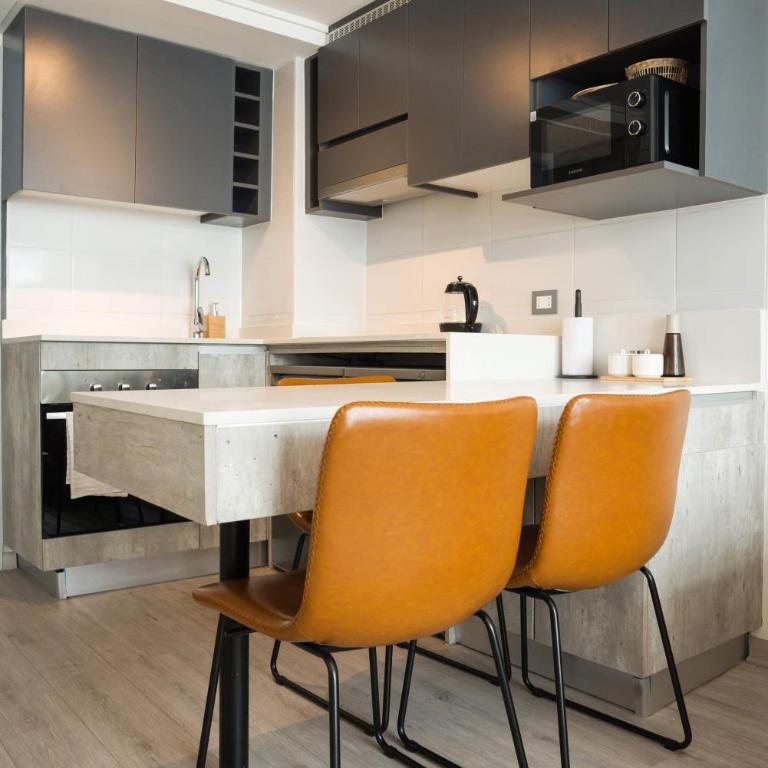 Chic Downtown Retreat Cozy 1BR Apartment for 3 - Apartment - 26