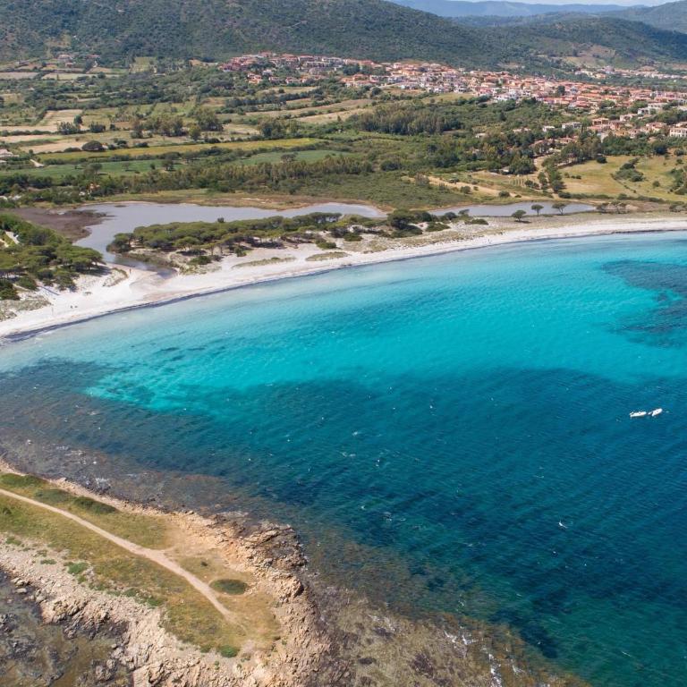 Trilo 350m dalla spiaggia vista mare budoniaffitti - Casa con 2 Camere da Letto - 55