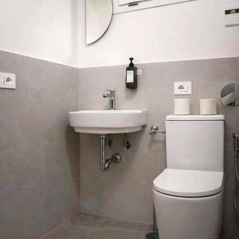 Design Apt Moderno Pzz del Popolo - Parking - Appartamento con 3 Camere da Letto - 17