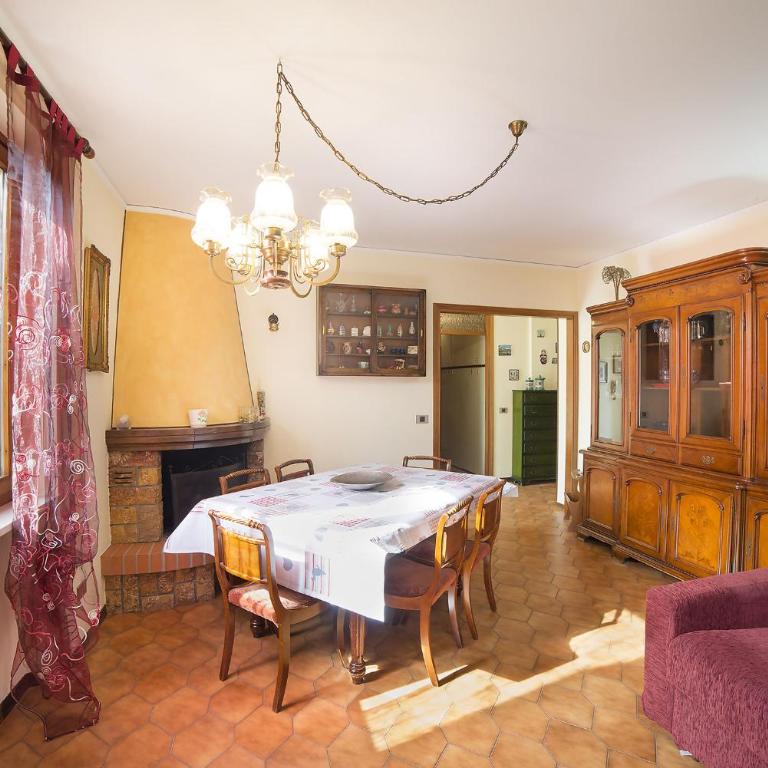 Casa Carla-con giardino,vicino al centro e lago AC - Appartamento con 2 Camere da Letto - 6