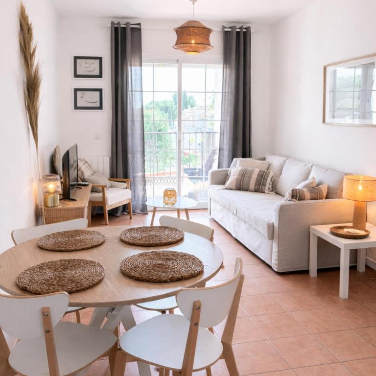 La Amapola, a Little Oasis with Sea View, Pool & Terrace in Nerja - Apartamento de 1 dormitorio - 3