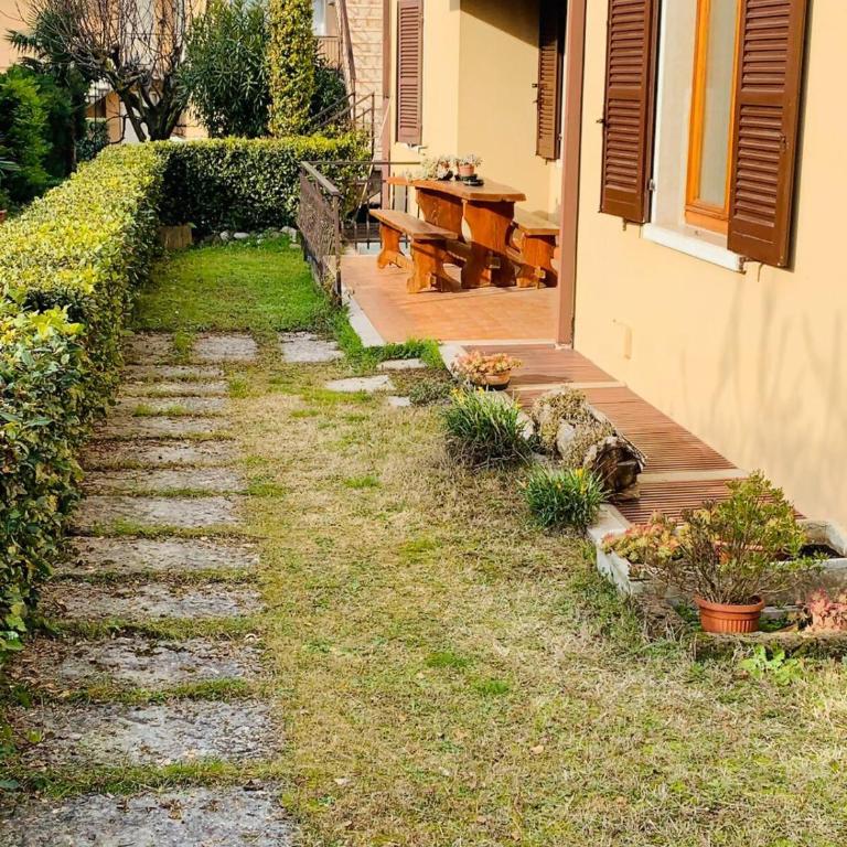 Casa Carla-con giardino,vicino al centro e lago AC - Appartamento con 2 Camere da Letto - 43