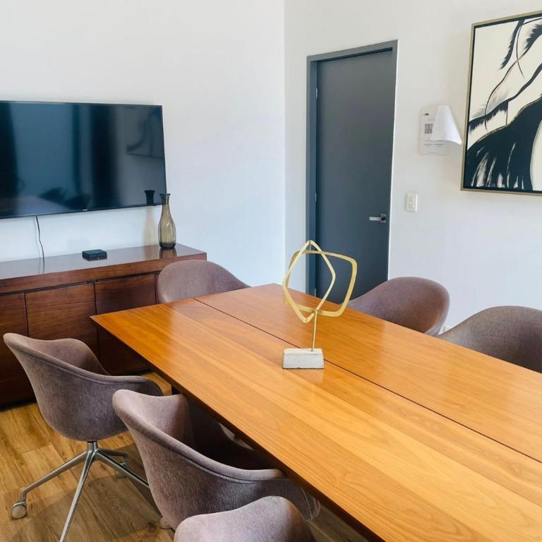 La mejor ubicación, a pasos de la Embajada USA - Apartamento de 2 dormitorios - 40