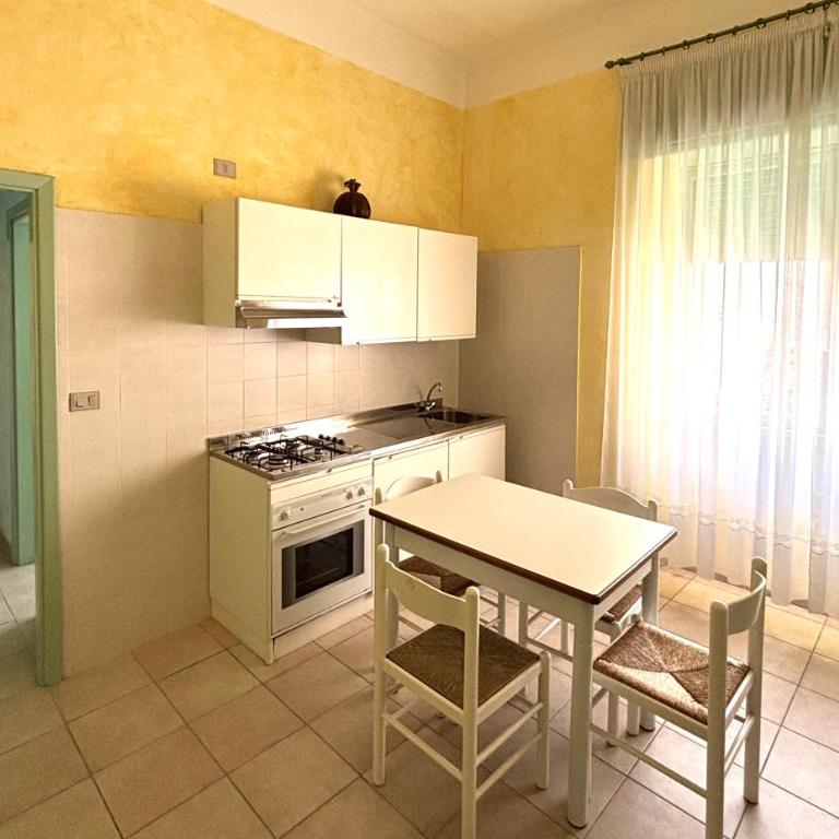 Smart Convenient Apartments Orosei - One-Bedroom Apartment - 10