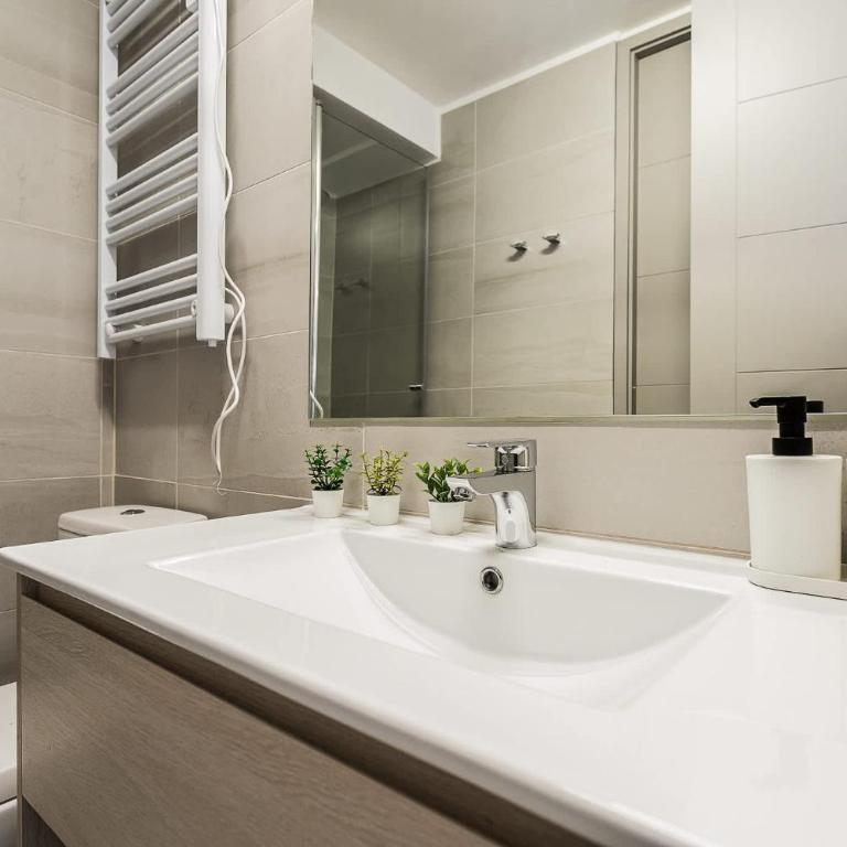 Ideal Families Apartment with Pool in Providencia - Apartment - 22