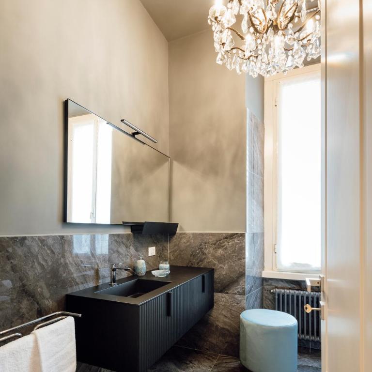 Design Apartment Monti Rome Spacious 115 sqm - Appartamento Deluxe con 2 Camere da Letto - 5