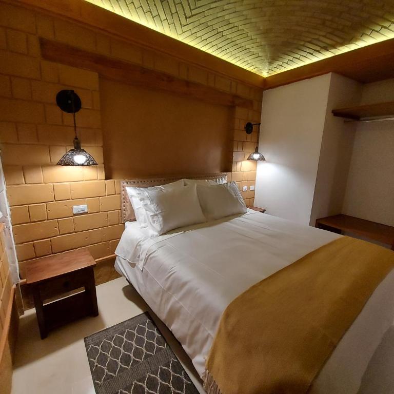 La Alhambra Hotel Boutique - Standard Double Room - 5