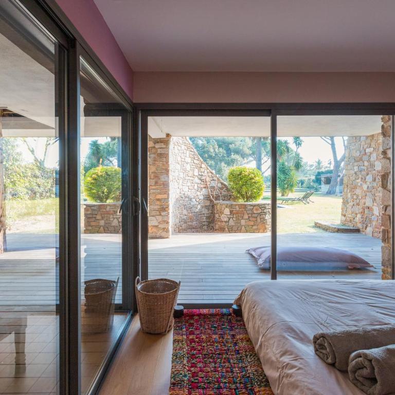 Ubuntu, villa d'architecte, classée 5 étoiles, vue mer, plage à 250m, tennis - Villa - 43