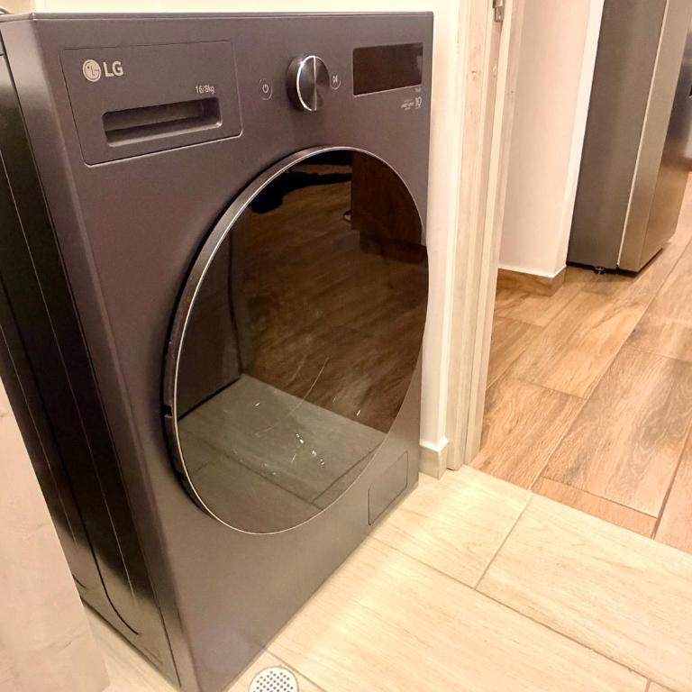 Apartamento moderno en Laureles excelente sector cerca al Portal del Quindio - Apartamento de 2 dormitorios - 18