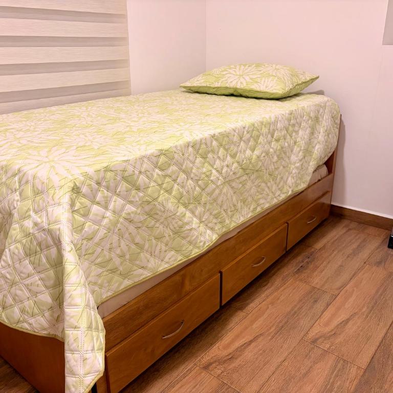 Apartamento moderno en Laureles excelente sector cerca al Portal del Quindio - Apartamento de 2 dormitorios - 6