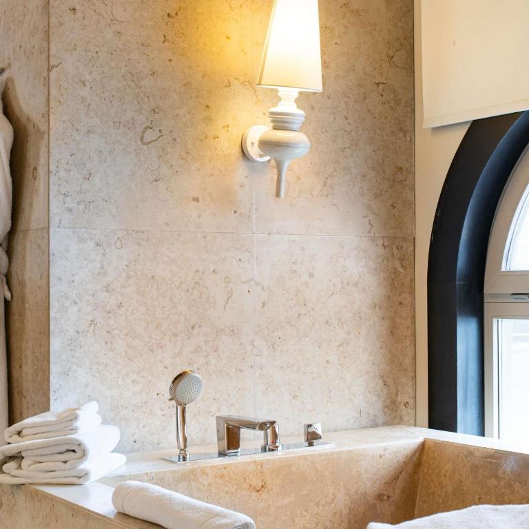 Sofitel Montevideo Casino Carrasco & Spa - Opera Suite with One King Bed and View - 7