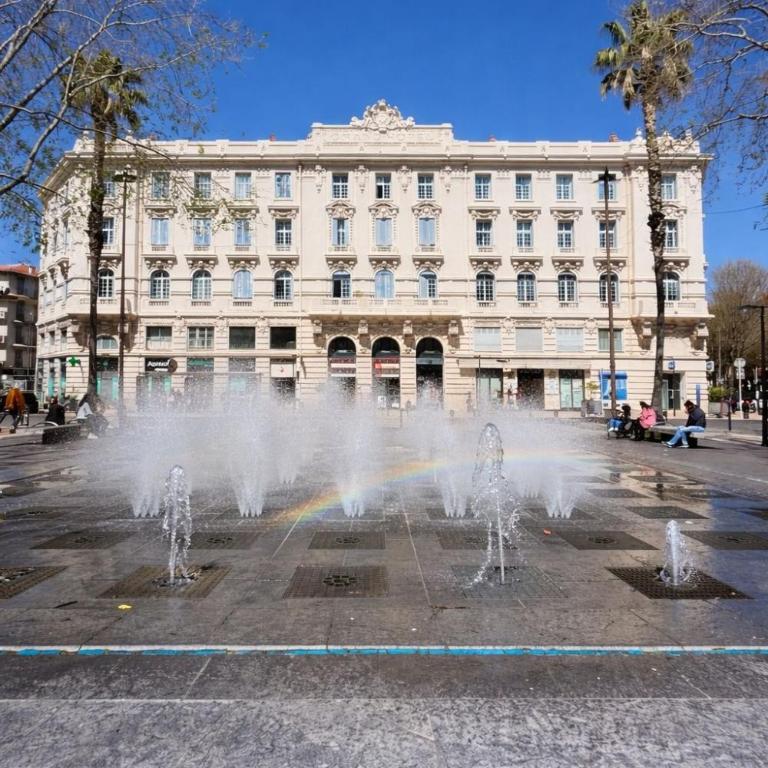 Old Town Antibes Apartment with AC 320m from Beach - Appartement Supérieur - 80