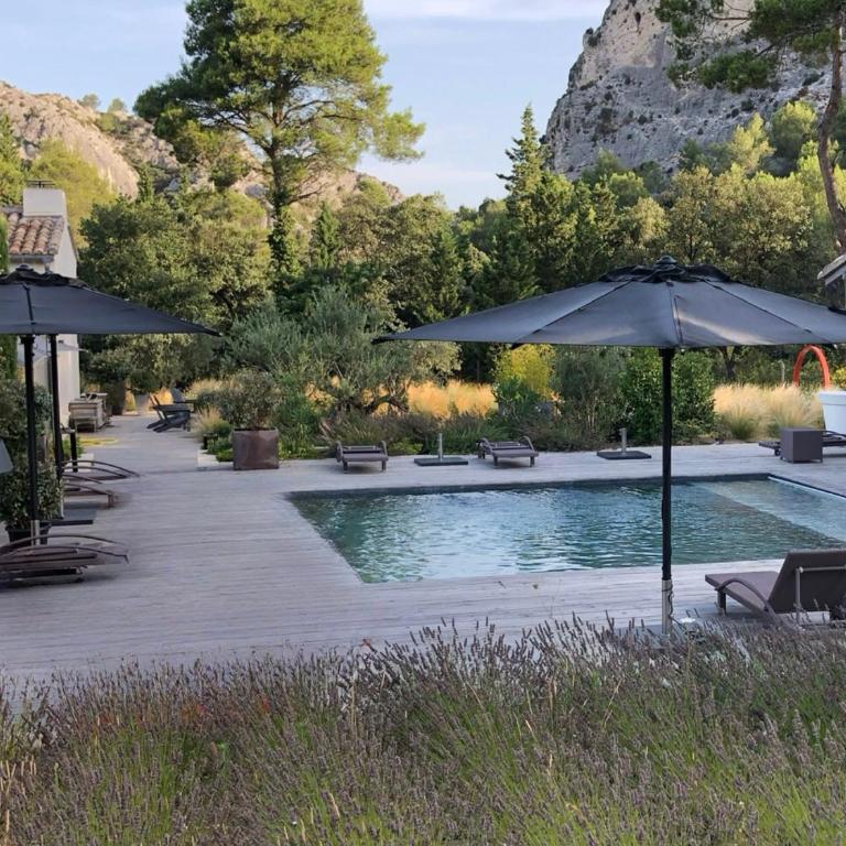 Au cœur des Alpilles - Maison 3 Chambres - 1
