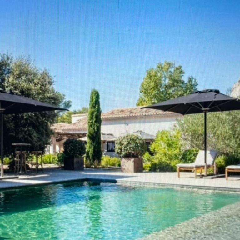 Au cœur des Alpilles - Maison 3 Chambres - 4