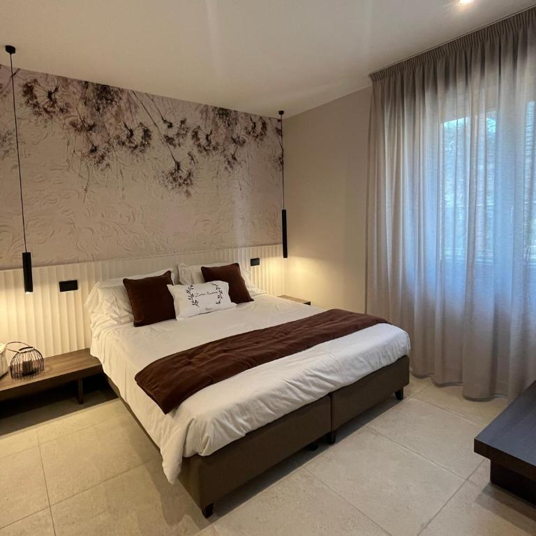 Zara Rooms - Double Room with Private Bathroom - 2