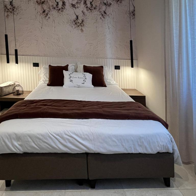 Zara Rooms - Double Room with Private Bathroom - 3