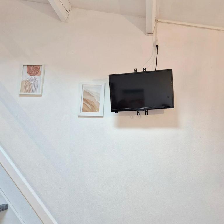 Petit cocon rénové 4 pers, clim, wifi, parking - Haus mit 2 Schlafzimmern - 35