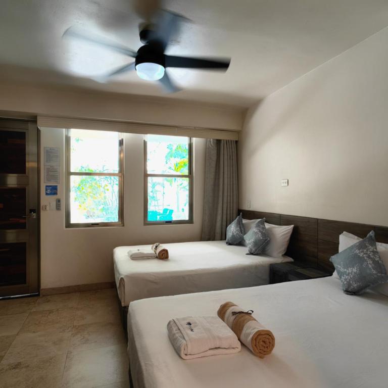Mimosa Quinta by Booking Guys Riviera - Three-Bedroom Apartment with Balcony - 23