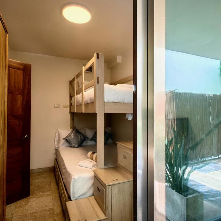 Mimosa Quinta by Booking Guys Riviera - Three-Bedroom Apartment with Balcony - 30