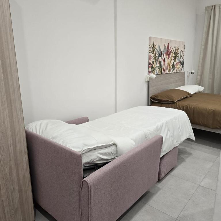 B&B L'Orchidea - Camera Matrimoniale con Letto Supplementare - 40