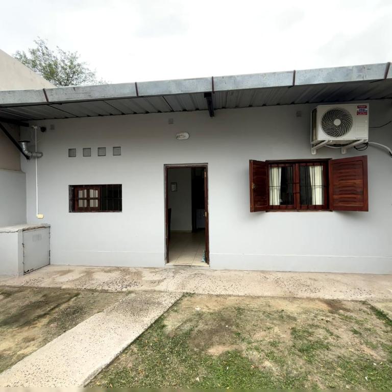 Tu casa en Ruta 34 - Wifi - Cochera -5 personas - Apartamento de 1 dormitorio - 31