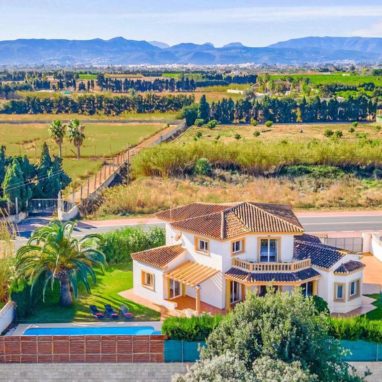 Villa Noguera Mediterraneo by Villa Plus - Villa - 16