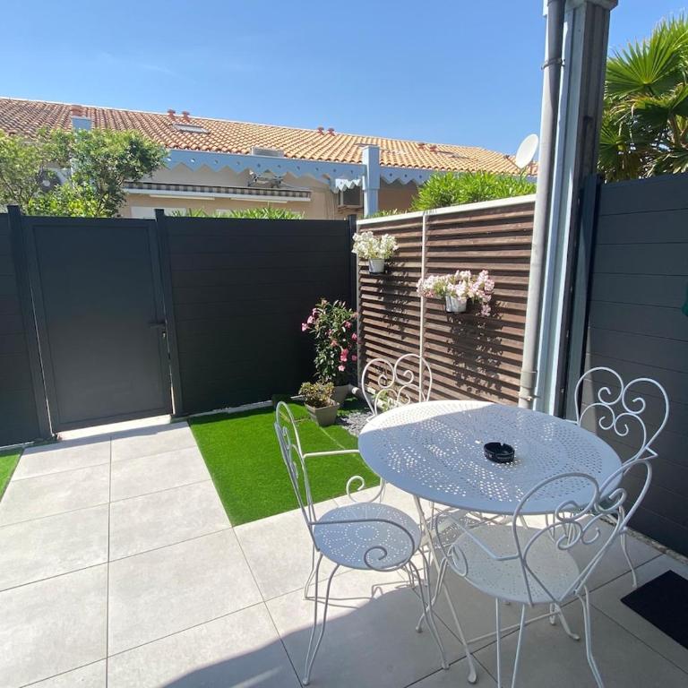 Location saisonnière à Palavas, clim, piscine - Maison 1 Chambre - 8