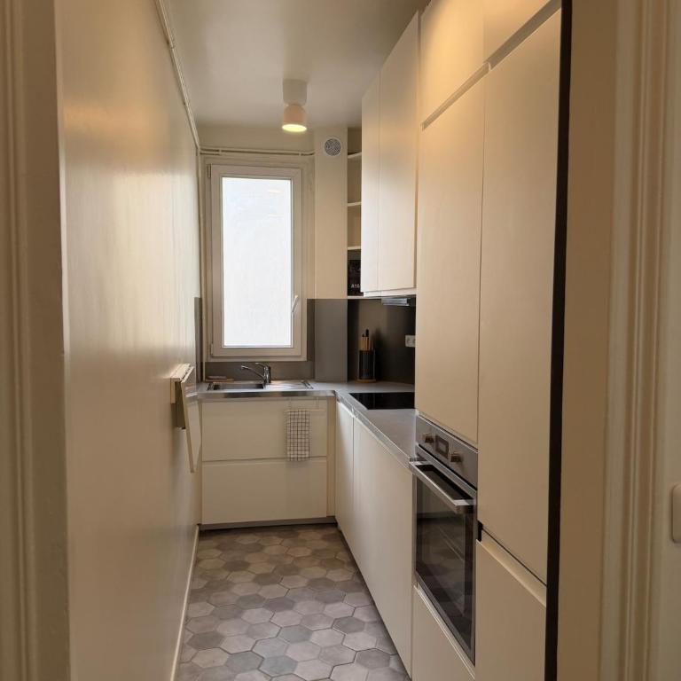 Spacious Designer Apartment near Montmartre - Appartement 1 Chambre - 18