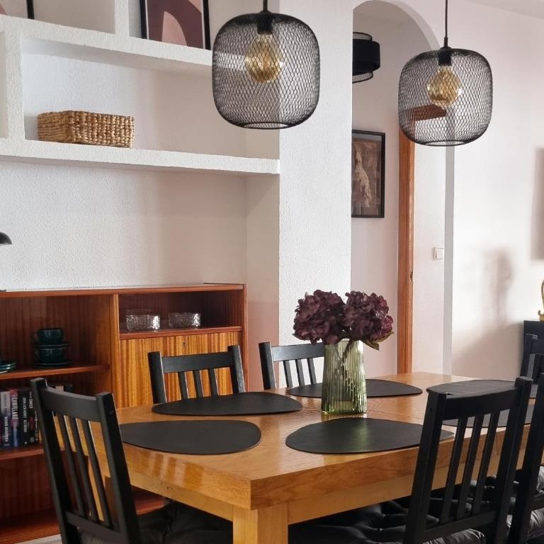 Casa Del Angel 2, Cosy 2 bed apartment,150m from Playa Los Locos plus beautiful swimming pool - Apartamento de 2 dormitorios - 10