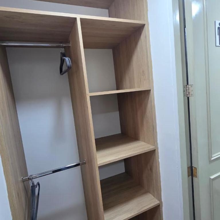 Renovado departamento completo cerca a aeropuerto y pucp - Three-Bedroom Apartment - 31