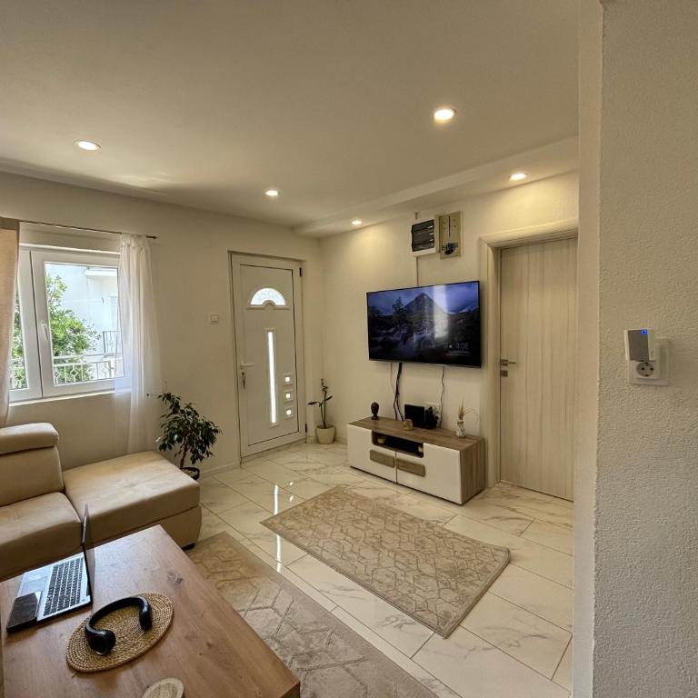 Radon apartments - Two-Bedroom Deluxe Apartment - 11