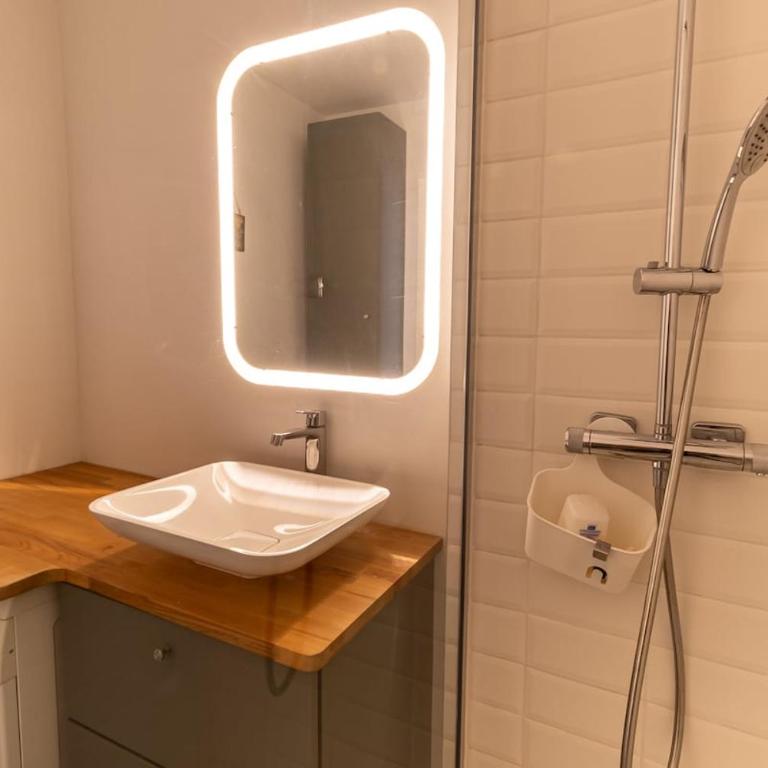 Face a la mer Cassis - Two-Bedroom Apartment - 7