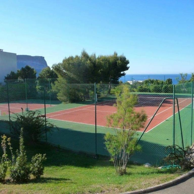 Face a la mer Cassis - Two-Bedroom Apartment - 9