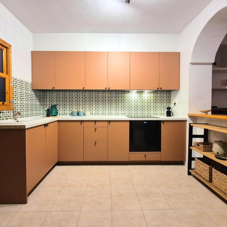 Casa Del Angel 2, Cosy 2 bed apartment,150m from Playa Los Locos plus beautiful swimming pool - Apartamento de 2 dormitorios - 21