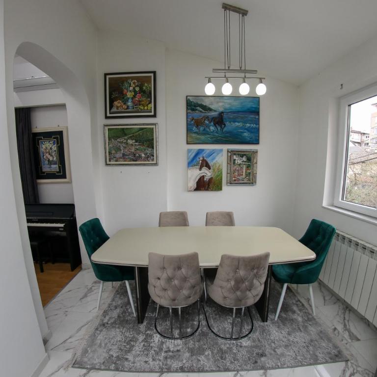 Emerald Elegant Residence - Apartman sa 2 Spavaće Sobe - 9